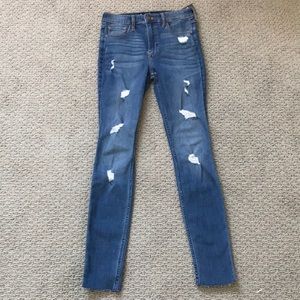 High-Rise Skinny Hollister Jeans